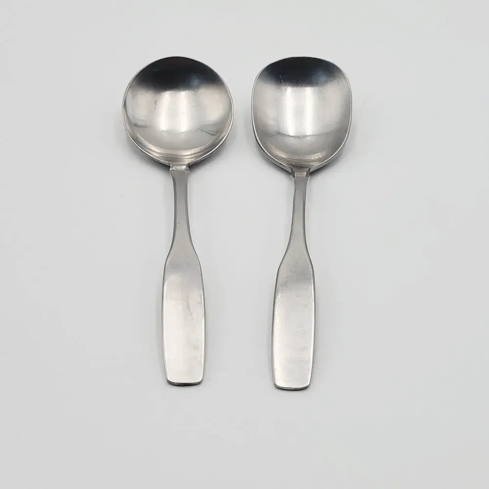 Oneida Community Paul Revere Sugar Shell Spoon & Round Stainless Steel Flatware